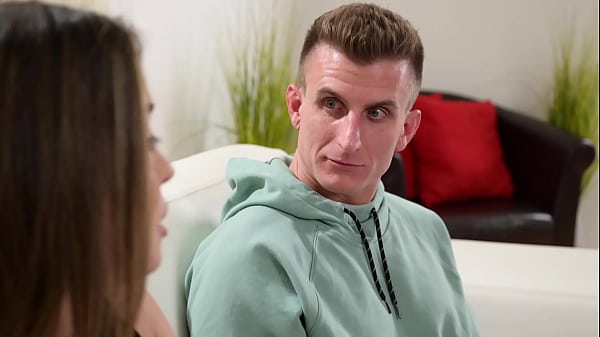 Newly Divorced Tiffany Fucks Oliver