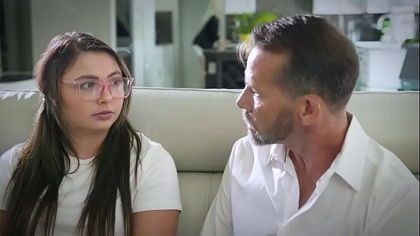 Foster stepdaughter Cassidy Klein is excited to move in with her lesbian foster stepmoms Jelena Jensen and Sarah Vandella and do their stepfamily 3some bondings.