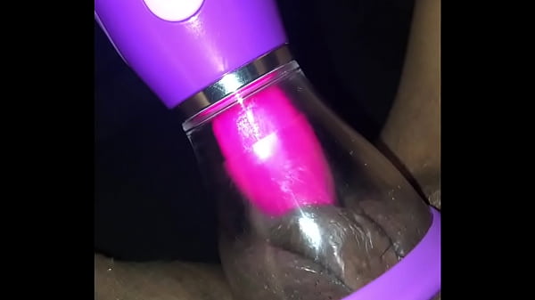 Watch my pussy get sucked and lucked. Gets huge!!