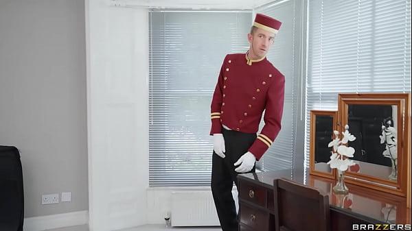 Banging The Bellhop - Amber Jayne / Brazzers / full video www.brazzers.promo/81