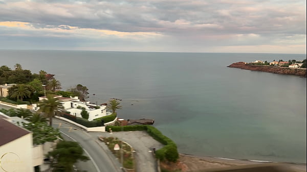 Becsábítók játéka: szőke szépség forró randevúja