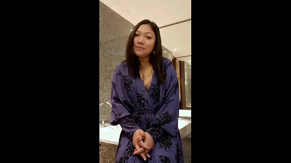 Happy New Year to all, kisses Thumbnail