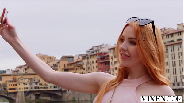 VIXEN Scarlett mends broken heart with passionate affair
