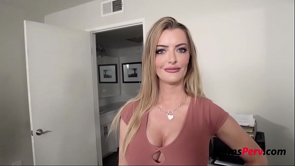 My Whore StepMom Doesn't Like My New Girlfriend- Linzee Ryder
