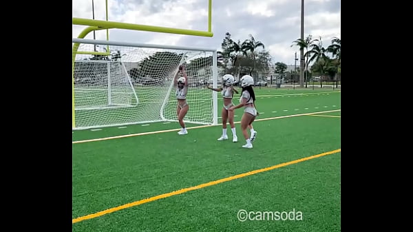 Camsoda - First and Twerk