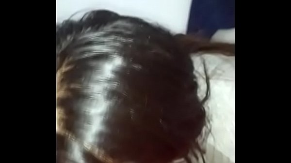Ayudo a mi Hermanastra timida con sus dudas