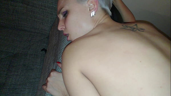 Una Strafiga Italiana ha voglia di farsi sfondare il culo