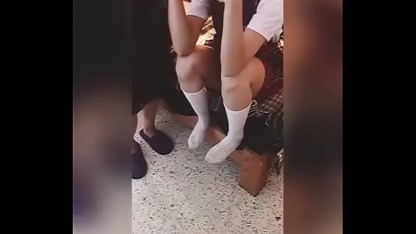 Cómo COGERTE a tu SUEGRA y a su HIJASTRA al MISMO TIEMPO! MADURA Mexicana me la CHUPA por DINERO y su HIJASTRA Trio Casero! #2 HOT MEXICAN MILF Suck Dick for Money! PARTE #2