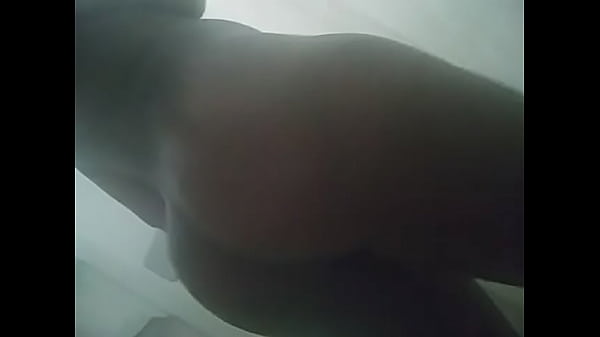 Ass shaking tease Thumbnail