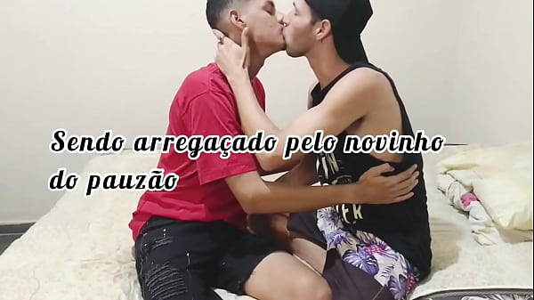 Meu vizinho veio me fuder gostoso