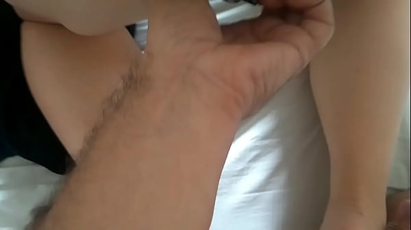 HORN BRUSHING THE WIFE'S PUSH Thumbnail