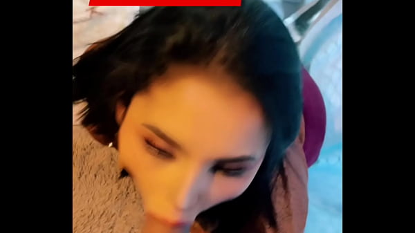 It’s hard not to cum with this hottie