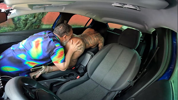 Começamos ouvindo música e acabamos fudendo - Leila Dantas