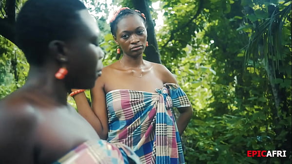 A meia-irmã do meu marido me convidou, mas a intenção principal dela era chupar minha buceta (Trailer)