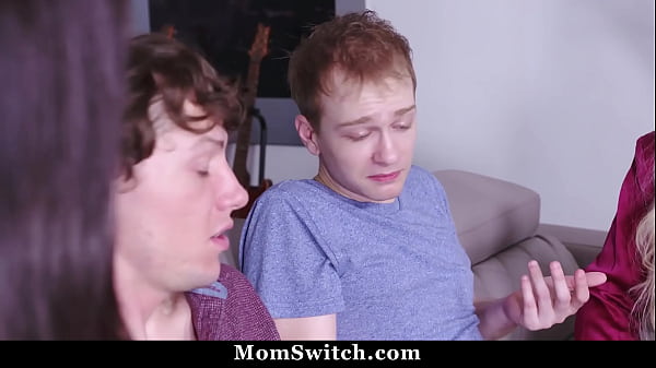 Stepmoms Want to Swap Their Stepson and Have All the Fun to Themselves – Momswitch