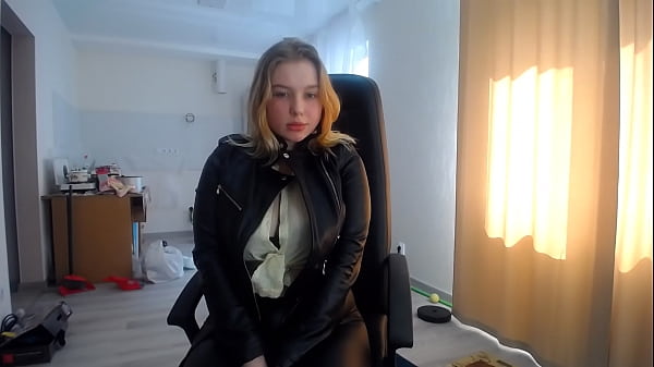 Hot amateur in leather