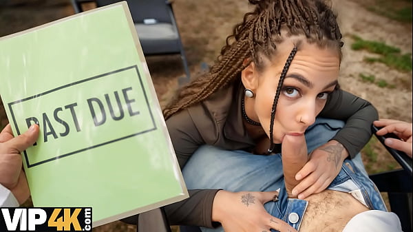 DEBT4k. Garganta profunda intensa como pagamento de dívida