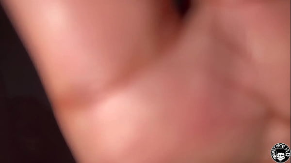 lil d takes jewel val to Fat Tuesday then fuck on Tuesday pt 1