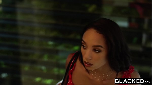 BLACKED BBC-Hungry BFFs Alexis & Emily have hot threesome