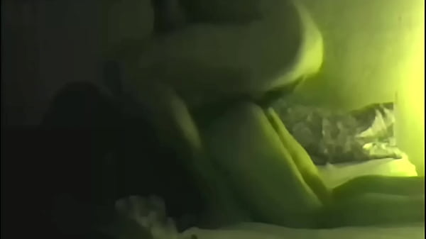 A esposa do dono da loja de ferragens quer mais, acabo entregando minha bunda como uma prostituta. (Segundo)