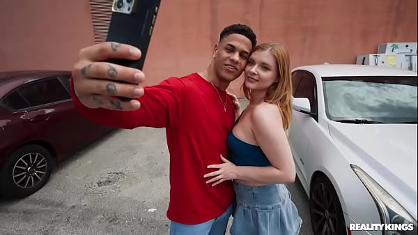 Retirada no estacionamento / Reality Kings