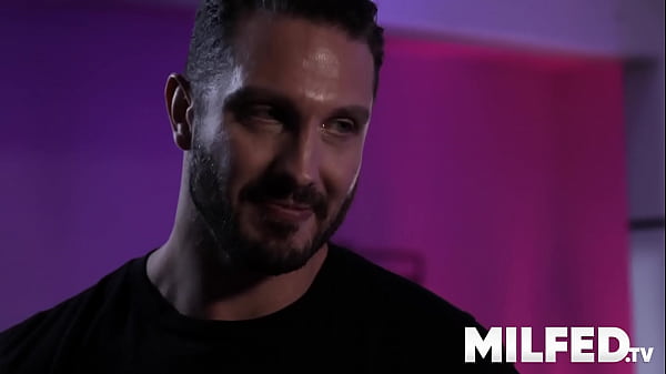 Busty Married Woman Fulfills her Sinful Desires in a Hotel