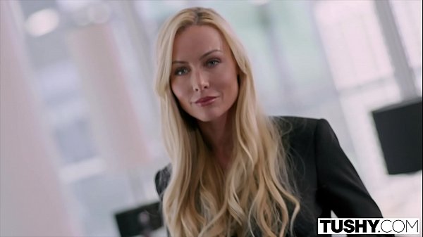 TUSHY Elsa enjoys anal with Kayden's boy-toy as she watches