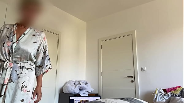 He jerking off beside a while she does not see. My stepmom came a while my husband watched porn.