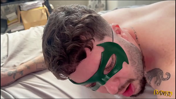 Cu do Robin em perigo, pau do Batman em ação (PARÓDIA)