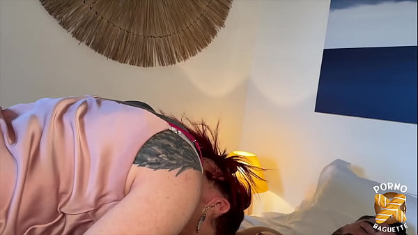 Sally, 36ans, veut deux bites pour être comblée