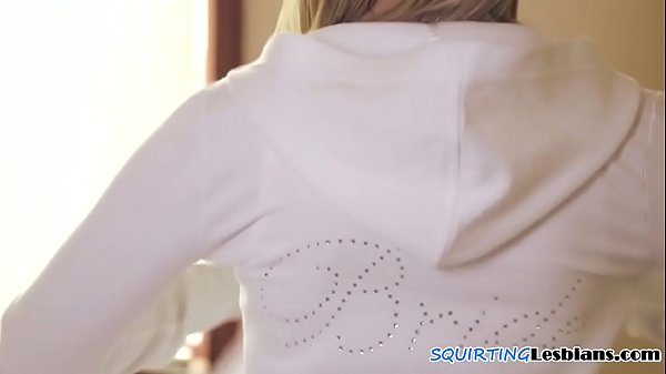 Glam beauty squirts while MILF rubs her clit Thumbnail