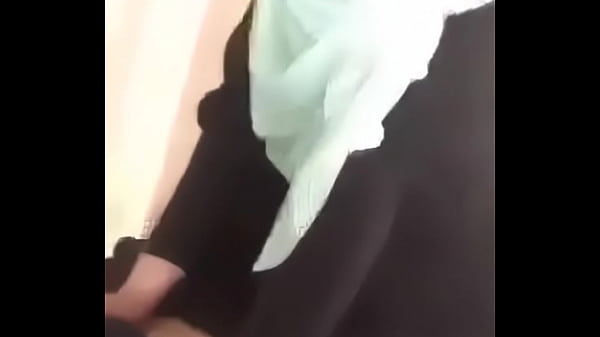 Hijab skandal tante part 1