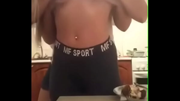 Nice Ass In Skirt Teasing On Periscope