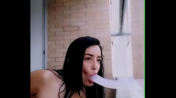 Colombiana dándola toda (se ve que la mama delicioso)