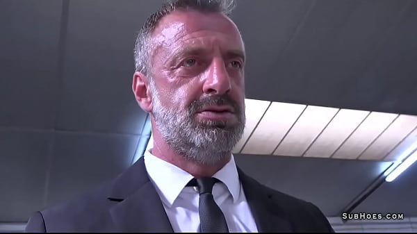 Anouk Grey anal squirt and deepthroat