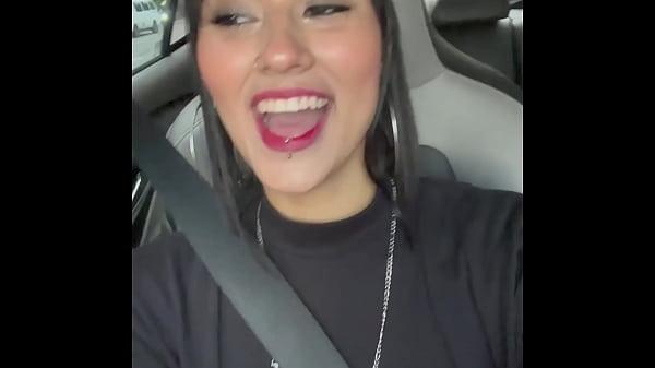 Uber driver lets me give him a delicious blowjob