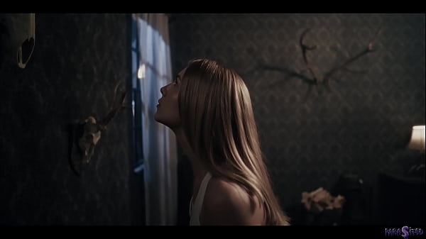 Orosz szőke és vörös hajú leszbikusok idegen parazita irányítása alatt