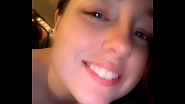 LIL TEASE: Kijk maar, ik ben er bijna!