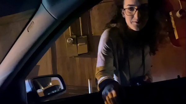 lil d helped out stranded girl in alley (instagram @lastlild)