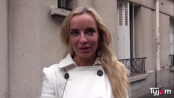 Stunning vegan blonde Victoria Pure wants to open a restaurant and gets fucked in the ass