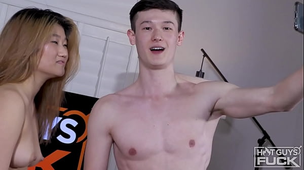 new 18 yo teen leah throats and fucks rj within hours of showing up on set