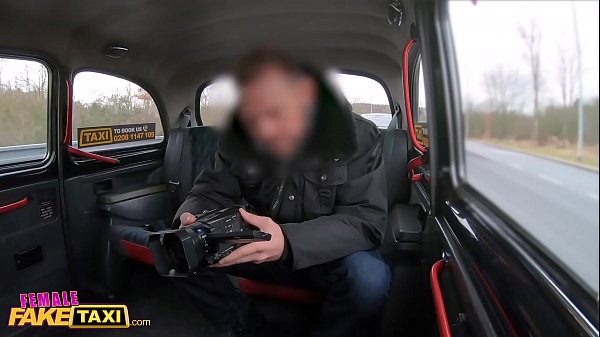 Female Fake Taxi Jasmine Jae fucks the Public Agent in her Taxi