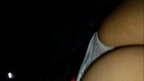 Woman likes to show her body Thumbnail