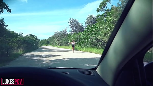 MILANO FUCKS OUTDOORS