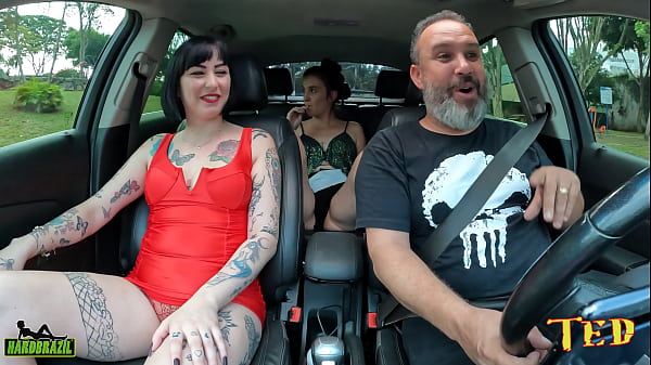 O grande Mike apresenta uma gostosa toda tatuada - Morgana Martins - Melissa Imola