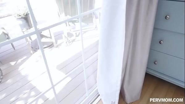 Taboo legenda em inglês xxx Cherie Deville em Impregnated By My