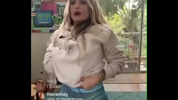 YOUTUBE STAR NIPPLE SLIP