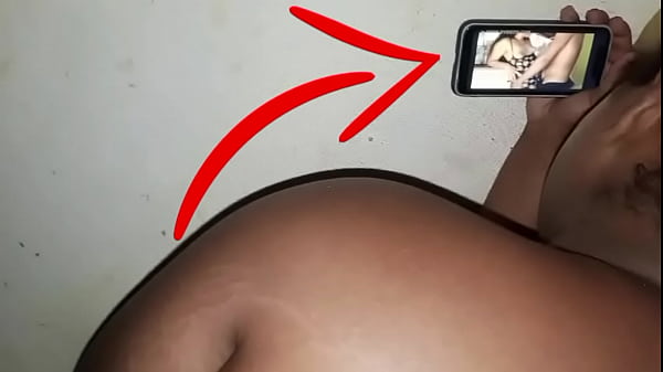Flagrei minha irmã assistindo porno no xvideos, e fodi sua buceta em troca de nãos contar prós nossos pais