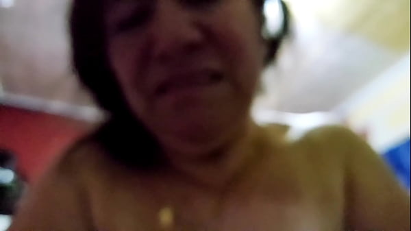 COGIENDOME A MI SUEGRA , COGE MUCHO MEJOR QUE MI ESPOSA