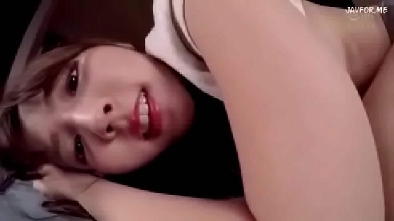 三 上 悠 亜 デビュー 動画